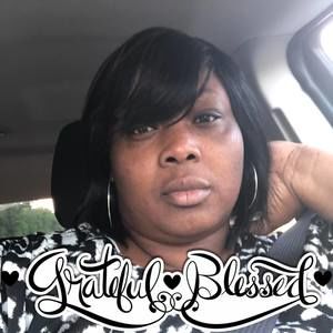 Meet your Posher, Latoya